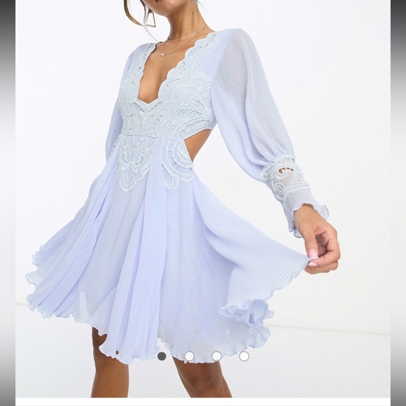 ASOS Embroidered Floral Pleated Cut Out Mini Dress in Light Blue Size 12 NWT - Picture 1 of 9